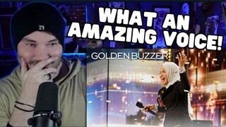 Metal Vocalist First Time Reaction - Putri Ariani receives the GOLDEN BUZZER from Simon Cowell
