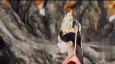 Feng Yin returns, but she is no longer the same A Yin as before. She uses the Yuan Qi to seal her so