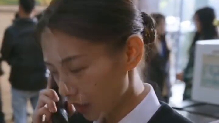 Cậu bé Minh Long, một người mặc đồ giao hàng có nhất thiết là người giao hàng không?