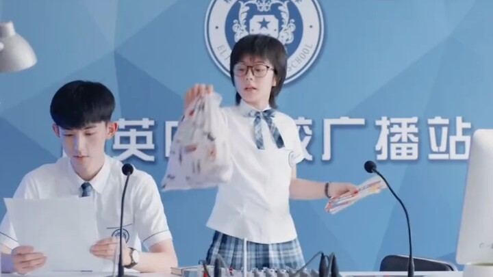 Everyone else is all heart over love, but Qian Sanyi has a “Miaomiao brain.”