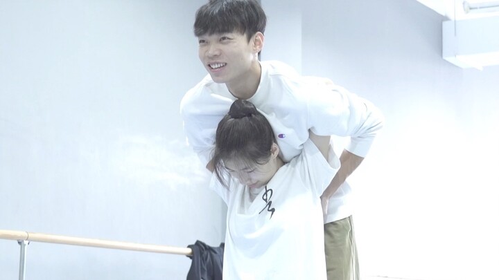 [Dance students' art exam training] The flexibility class opens the chest and waist and feels like a