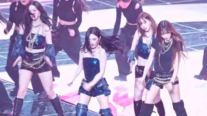 That’s why no one in the group can stand out too much.