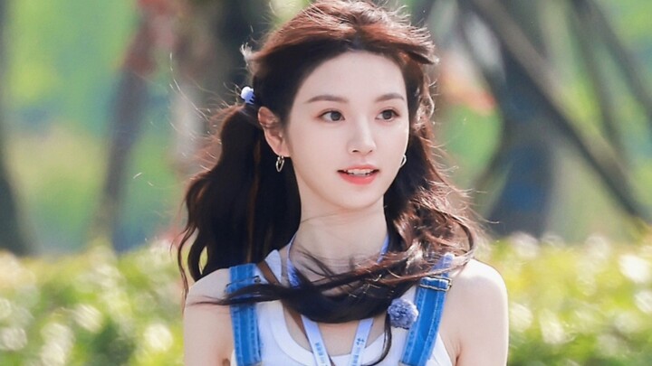 Tian Xiwei isn’t afraid to show it off—her confident, open-minded personality is truly commendable.