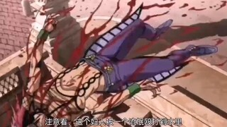 Chú ý, người phụ nữ này bị xã hội đen đánh xuống nước