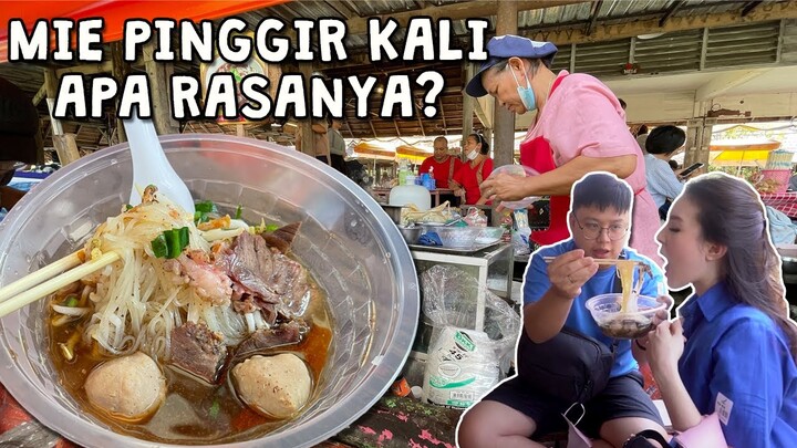 JUALAN MIE BASO DI PINGGIR KALI, YANG BELI RAME DAN HARUS NAIK KAPAL !!!