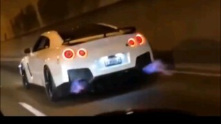 GTR VS Supra Exhaust 👽