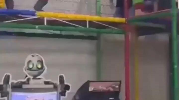 entah siapa yang salah