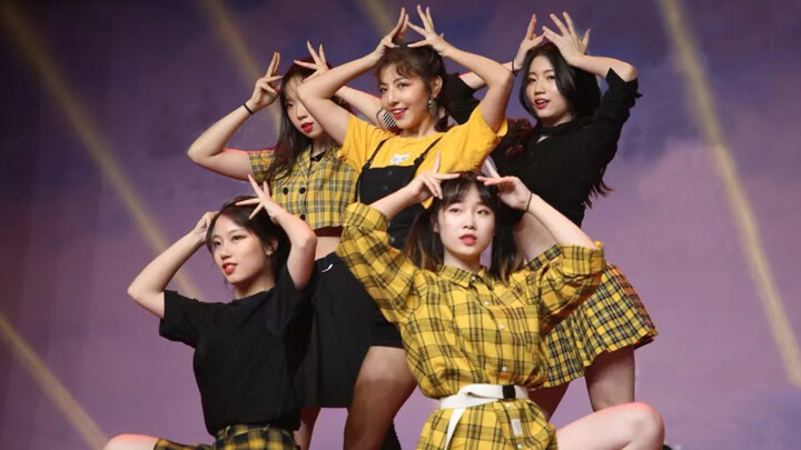 Dance cover "DALLA DALLA & What is love" oleh Fdanso