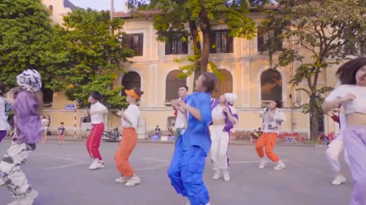 [KPOP IN PUBLIC] BTS j-hope Chicken Noodle Soup (feat. Becky G) dance cover reenactment