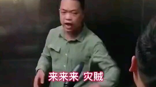 Cái mồm của ông này đúng là đỉnh của chóp, lời nói tuy thô nhưng lý lẽ thì chuẩn!