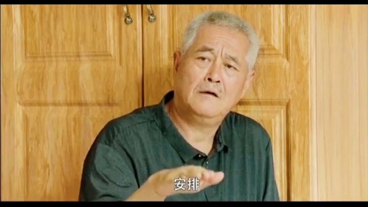 老妈以为女儿混的很差，但其实她不知道...