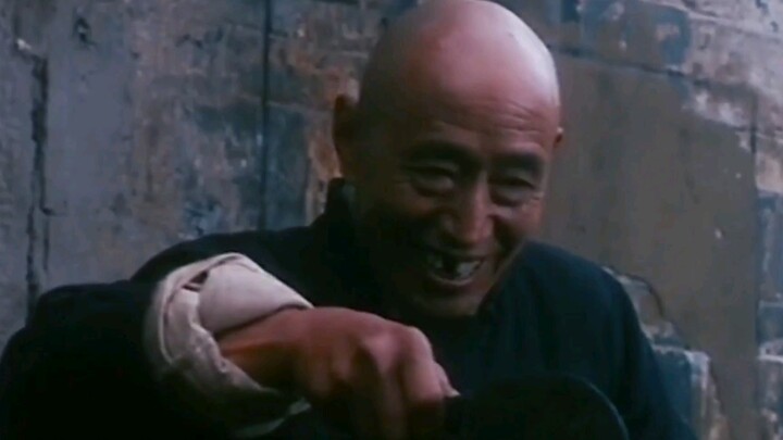 Cả đời ông lão không có con cái, dùng hết toàn bộ tiền tích cóp để mua một bé trai, nhưng hóa ra lại