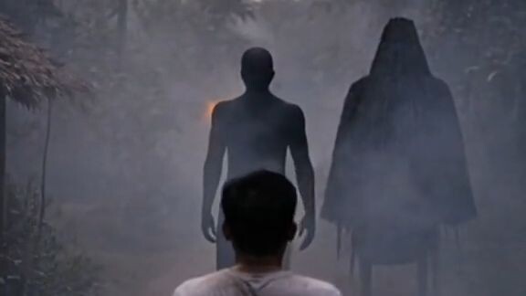 Di sebuah desa tua di tanah Jawa, seorang pemuda menemukan keris peninggalan kakeknya