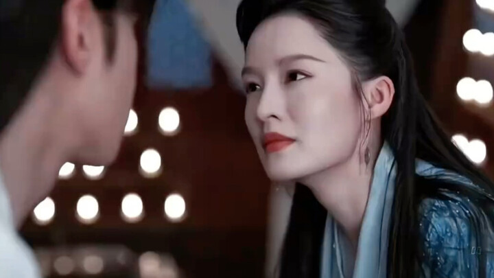 When the female lead in a male-lead drama suddenly awakens her own consciousness