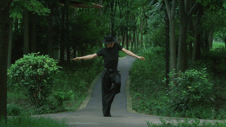 Experience the Sounds of the Forest