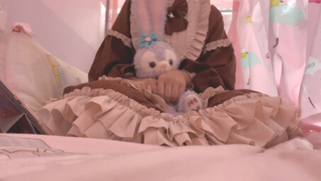 صوت لوليتا الجميلة والقانوني؟! متأكد أنك مش حاطط تضغط وتشوف؟!