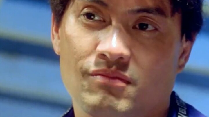 “Film Hong Kong dulu benar-benar realistis; dialog seperti ini sekarang jarang banget.”