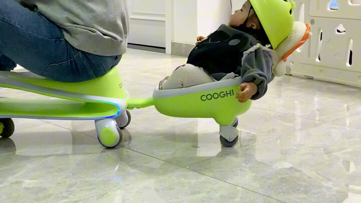 Lãnh đạo 11 tháng và tài xế hơn 300 tháng chơi với nhau cực vui!