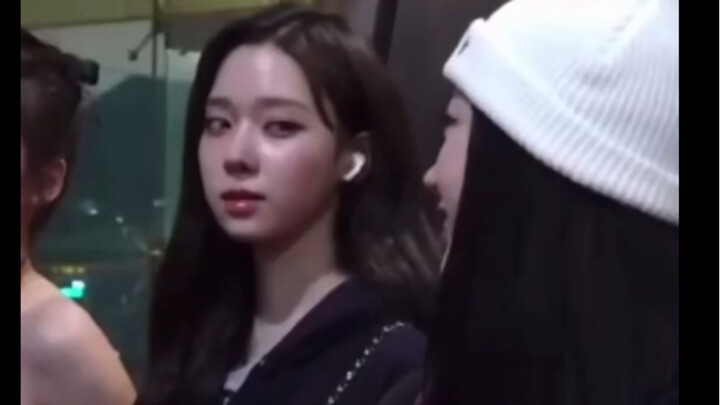 Winter took care of all the pairings within 10 seconds