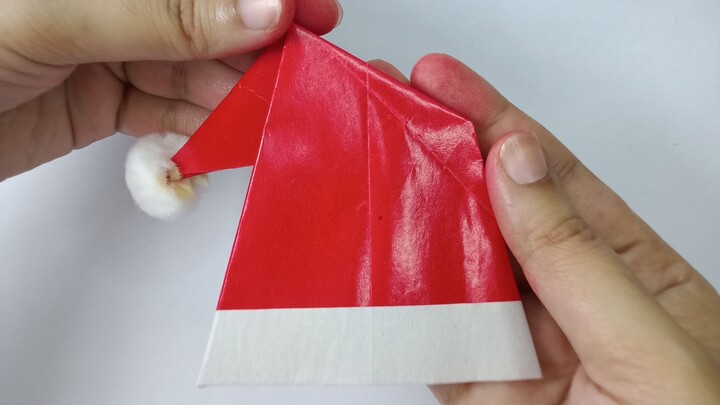 Make Your Own Santa Hat! 🎅✨ Christmas DIY Craft