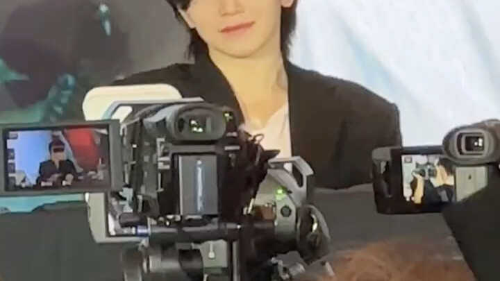【230710 งานเซ็นหนังสือกวางโจว】จีฮุน…เกินไปหน่อยแล้ว…