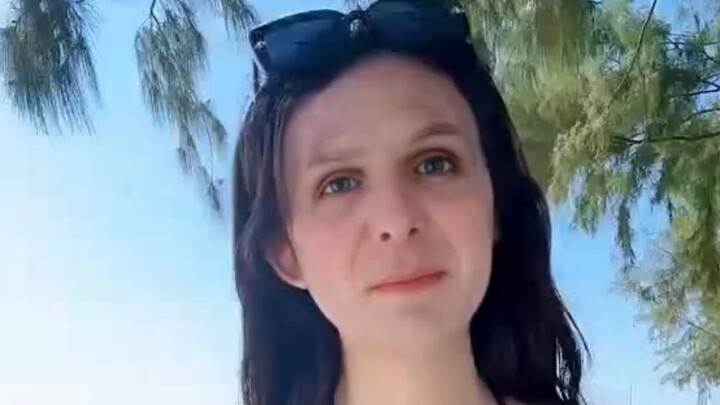 #sexywomen #disguise #shapeshifter #deepfake #MTF #genderbender