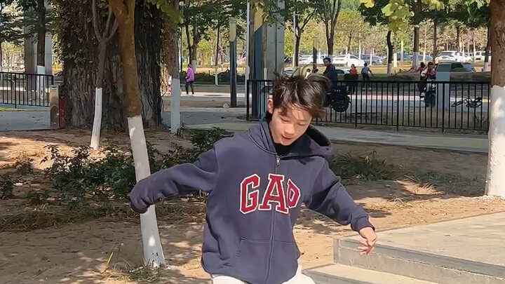 Skateboard turun banyak tangga～