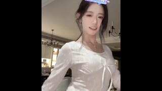 花碎花 死胯你倒是扭呀😂