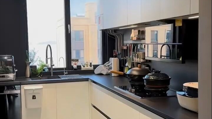 Minimalist Kitchen Must-Knows: A Stunning & Functional Space—Just Remember These Tips for a Kitchen 