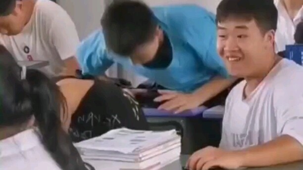 حتى أنا في أوج قوتي أضطر للتراجع مؤقتًا.