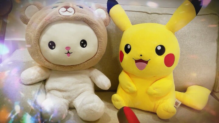 The two extras weren’t very cooperative, and their expressions were a bit stiff.