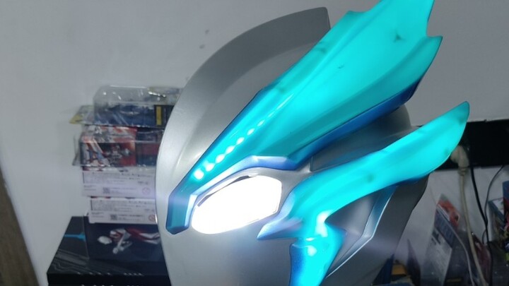 PDD's new helmet, which costs only a few dozen yuan, is finally not Bugatti...