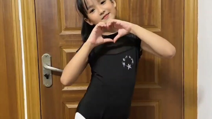 Little Girl Modern Dance Compilation