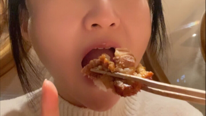 ชาวญี่ปุ่นทุ่มเทขนาดไหนเพื่อให้คุณกินข้าวน้อยลงและกินมิโซะมากขึ้น