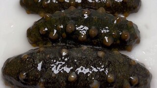 They only recognize artists, but the taste is a bit blind ~ raw pickled sea cucumber