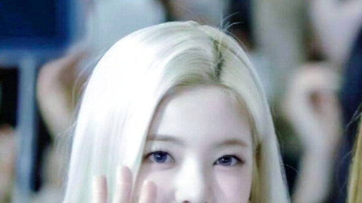 “Ugh. This sister dyed her hair platinum blonde, which only makes her already hard-to-recognize face