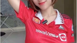 มองนานๆสิ🔥 #MUFC #สาวสวยแมนยู #แมนยู #พริ้งเด็กผี #ปีศาจแดงแมนยู #เชียร์แมนยู #ManchesterUnited