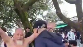 ماركوس بلو: هل أخرج مسدسي بطيئًا؟ دعني أريك سرعة سحبي!