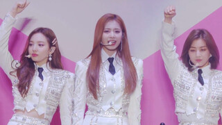 TWICE大型军训现场