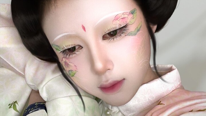 [Official Kiln Famille Rose Flower-and-Bird Pattern Moon Jar with Rolling Cloud Ears] Personified Ma