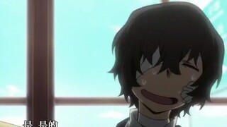 被咖喱辣到的可可爱爱太宰治