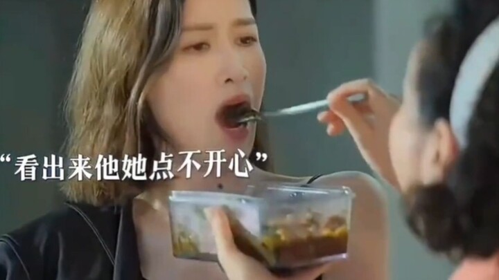 ชีวิตที่กินข้าวตรงเวลาทุกวันมันก็เหมือนถูกขังอยู่ในคุกไม่ใช่เหรอ?