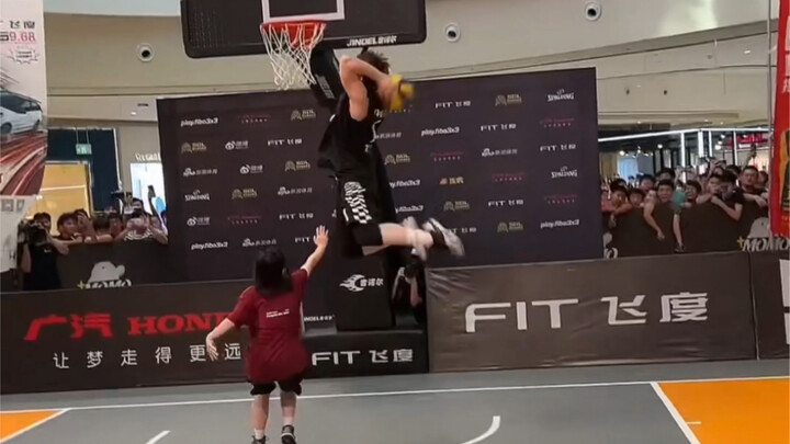 Các bạn càng nhiệt huyết, thời gian hồi chiêu của chiêu cuối của tôi càng ngắn!