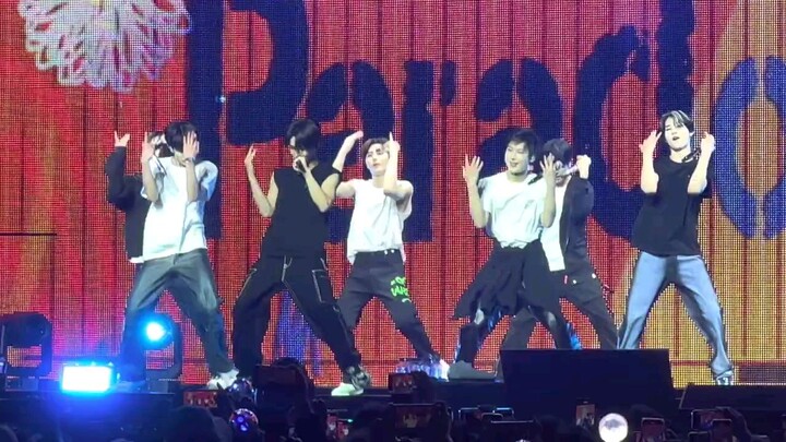 221002 4K FANCAM 'ParadoXXX Invasion' - ENHYPEN WORLD TOUR 'MANIFESTO' @ Anaheim, CA