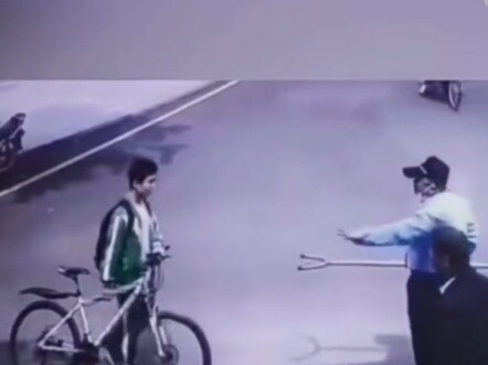 In 2021, a child in Maoming, Guangdong, stabbed a security guard with a knife.