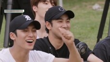 Menari dengan kuda hitam terbesar? Teruslah menggali dalam diam TXT Choi Soo Bin melakukan perjalana