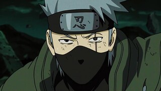 Naruto memecahkan topengnya, Kakashi mengenali Obito dan menuduhnya