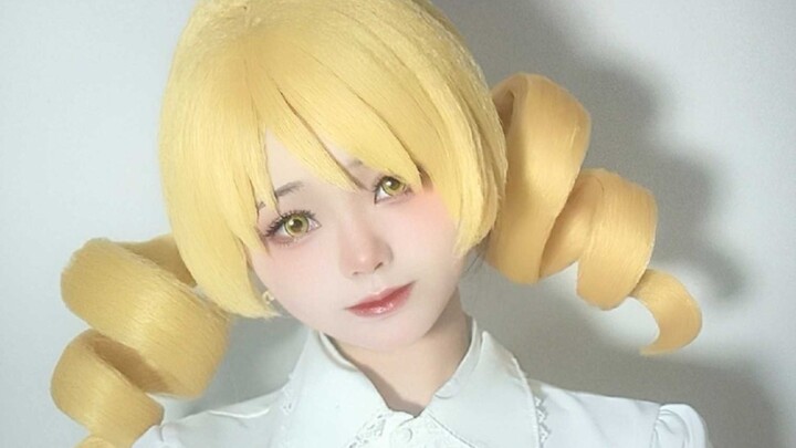 Since I really like Mami Tomoe, I bought a 700-rmb wig to cosplay her!