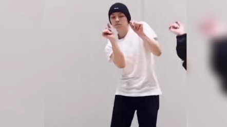 【Cui Han Lược & Vernon】Chúng ta nhảy theo phong cách “bop bop” riêng 5.0