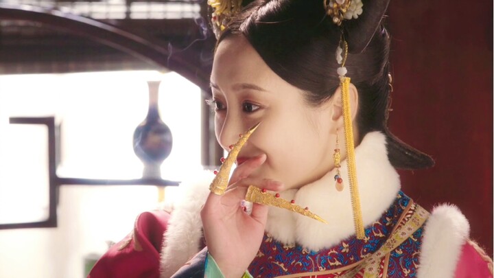 ช่วยด้วย! ไม่มีใครชมเธอว่าสวยบ้างเลยเหรอ? ถึงได้หลงเสน่ห์อิ้นจงจนแทบเป็นคนละคนเลย ฮ่าๆๆ!